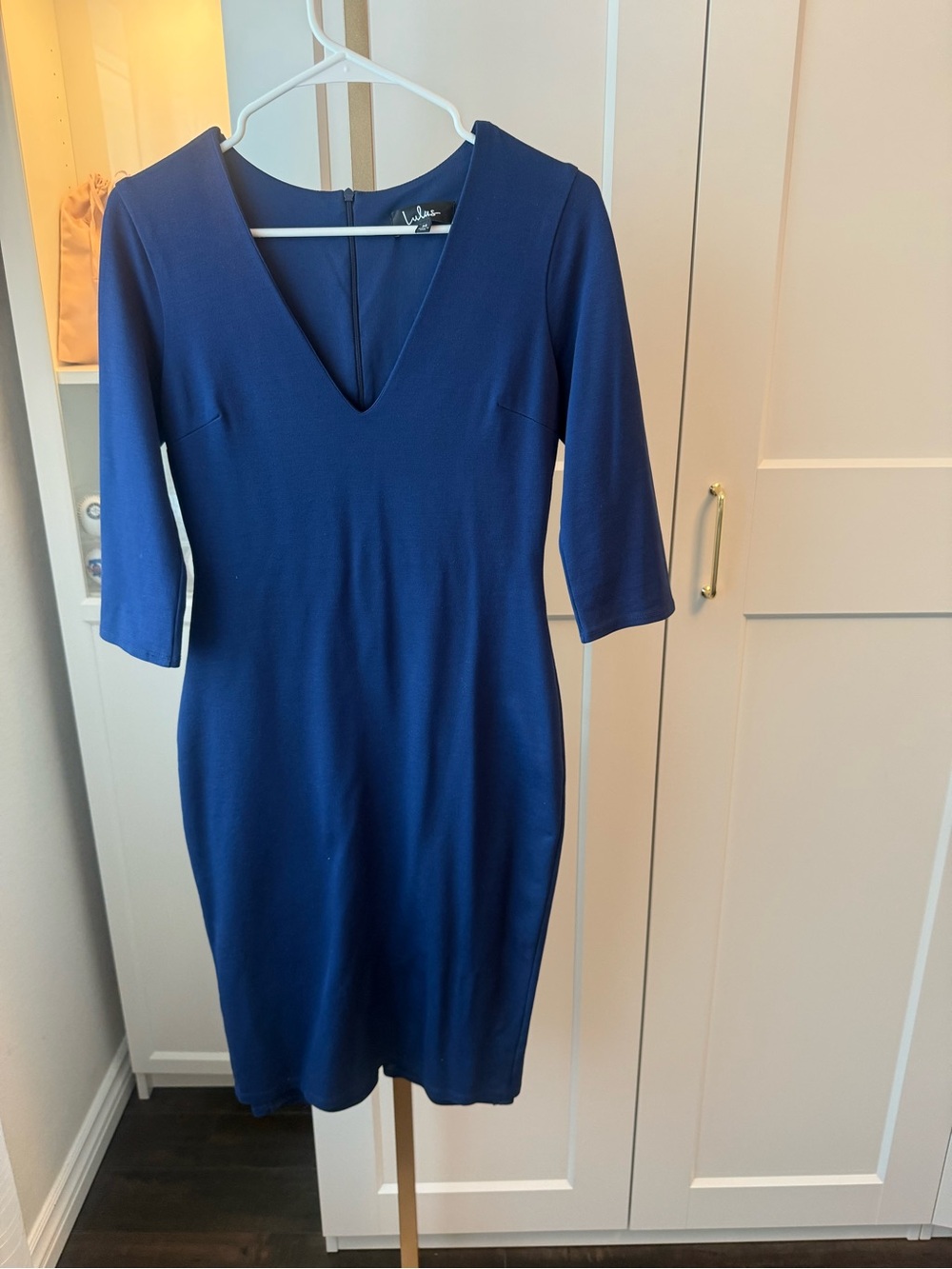 Lulu's Navy V-Neck Midi Sheath Dress